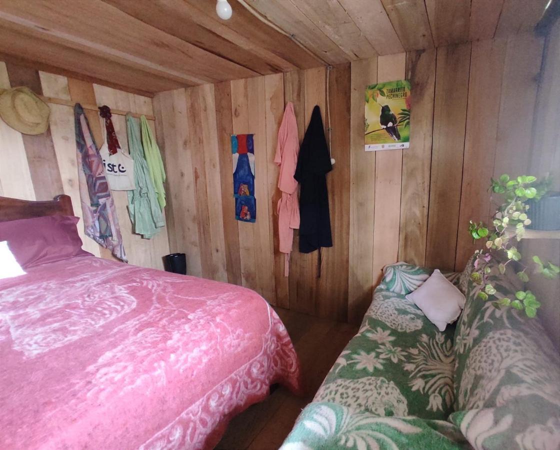 Patricia And Ned'S Cloud Forest Farm Cotacachi Bagian luar foto